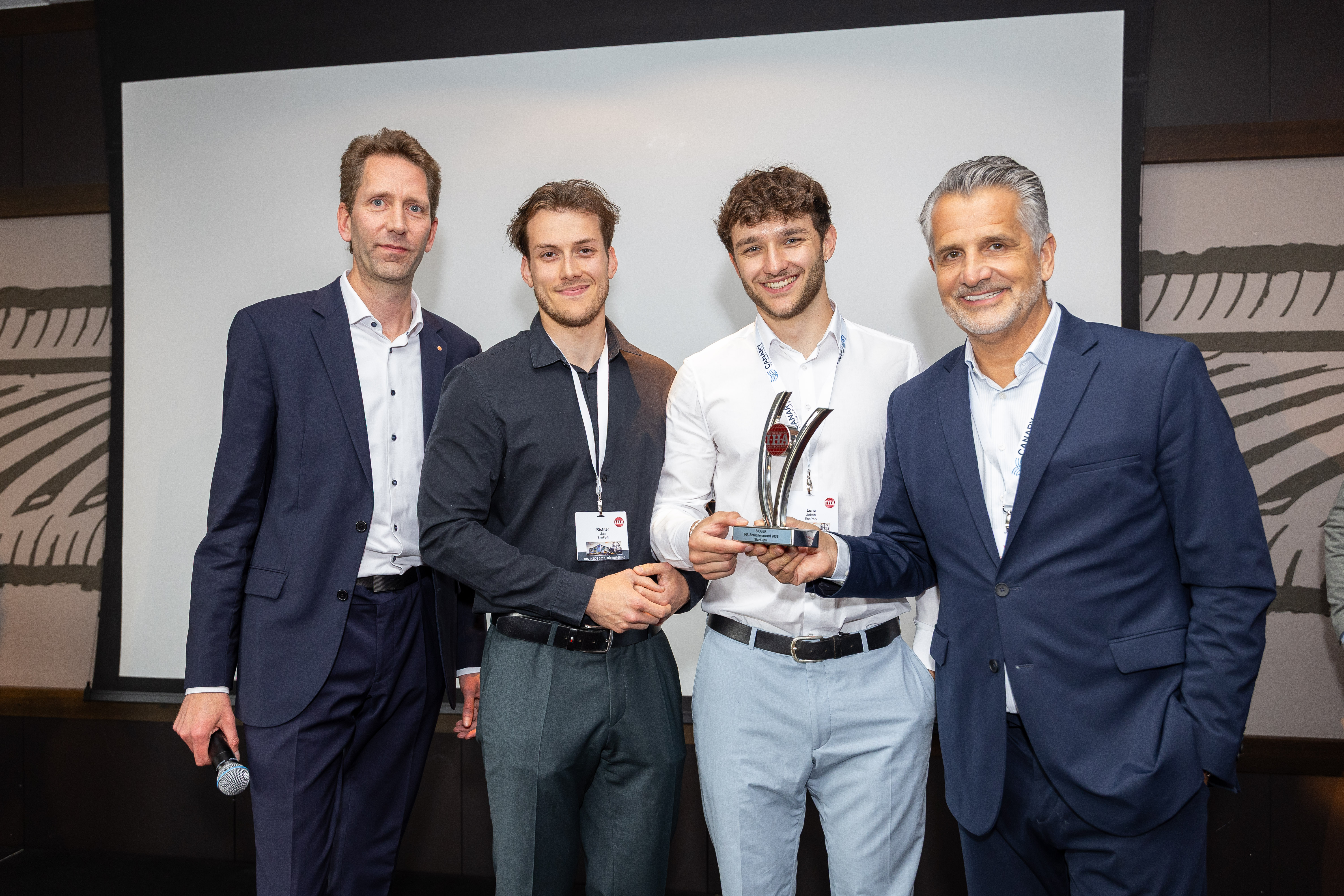 Das EnoPark-Team bei der Verleihung des IHA Start-up Awards 2026
